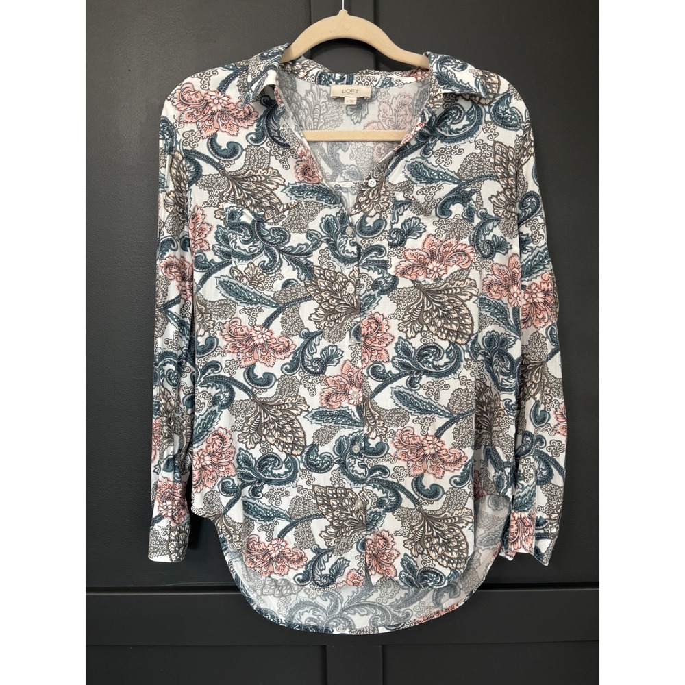 LOFT‎ Paisley Floral Button Up Blouse Medium Boho Cottagecore Romantic Rayon